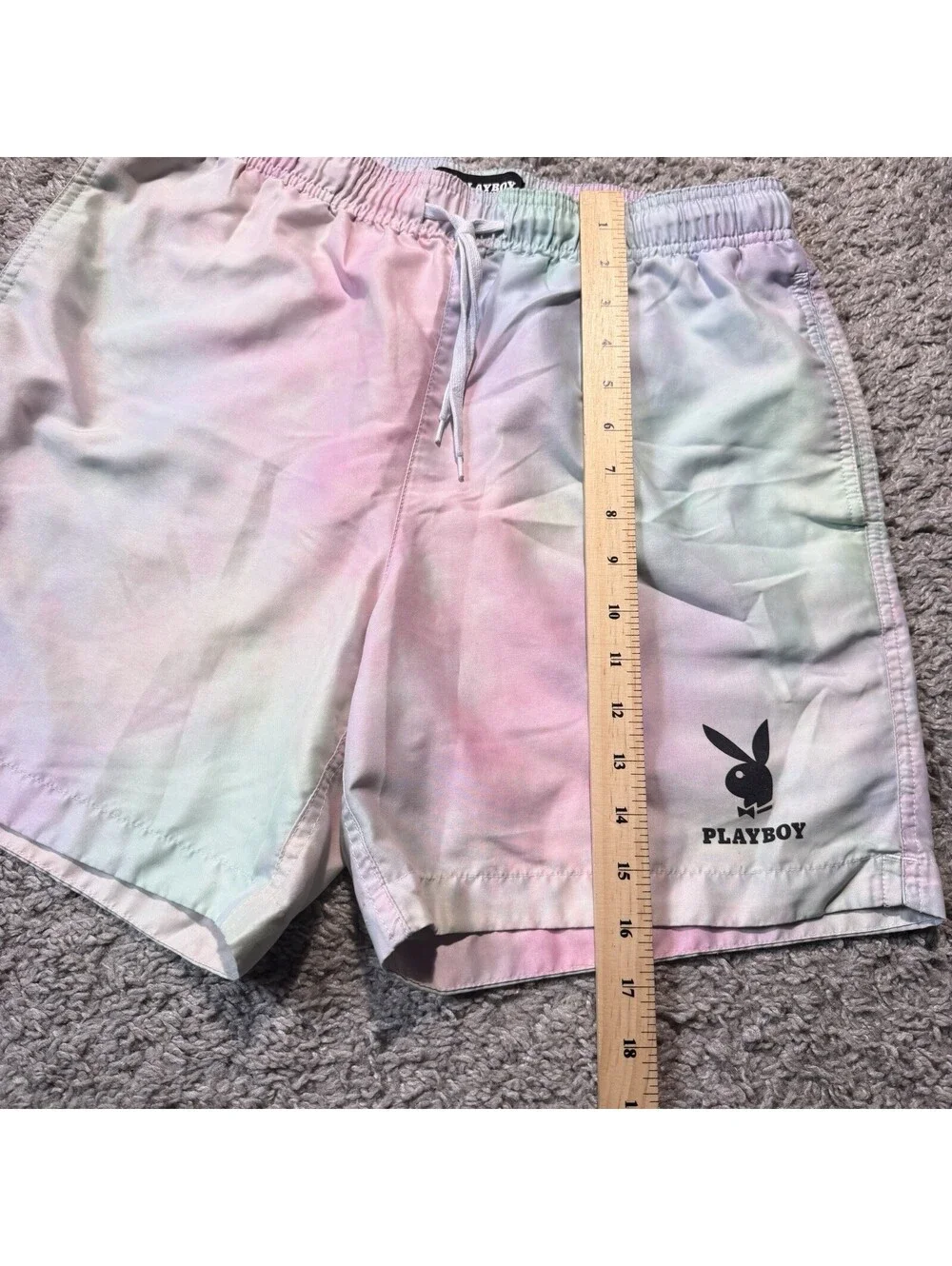 Playboy by Pacsun Swim Shorts Men’s Medium Rainbow Tie Dye Drawstring Logo